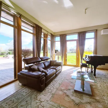 Maison Bernard Piscine Jacuzzi Флёранс