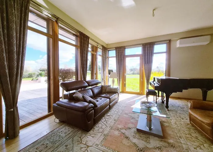 Maison Bernard Piscine Jacuzzi Флёранс